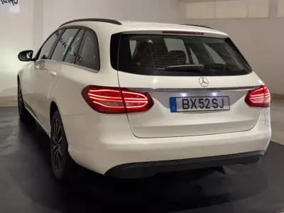 Vendo Mercedes-Benz C 180 2019 - 21900 EUR, 145879 km - AUTO.MOTO.pt