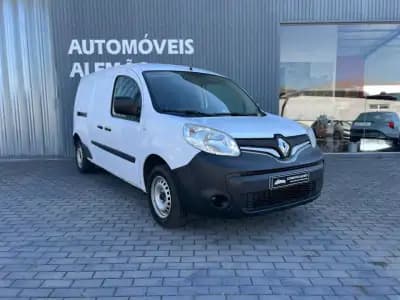 Vendo Renault Kangoo 2018 - 14500 EUR, 96074 km - AUTO.MOTO.pt