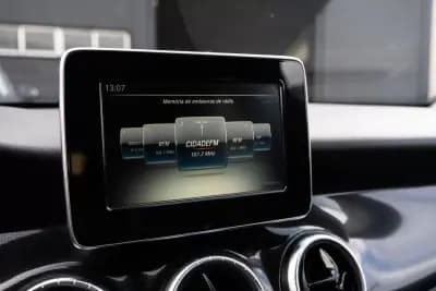 Vendo Mercedes-Benz CLA 180 2015 - 15900 EUR, 242000 km - AUTO.MOTO.pt