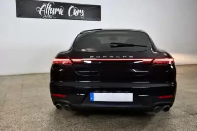 Vendo Porsche Panamera 2016 - 53900 EUR, 92706 km - AUTO.MOTO.pt