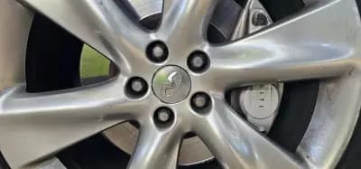 Vendo Infiniti QX70 2016 - 26990 EUR, 198900 km - AUTO.MOTO.pt