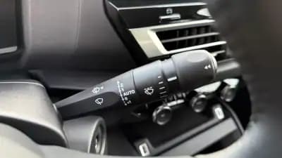 Sell Citroën e-C4 2022 - 20900 EUR, 23500 km - AUTO.MOTO.pt