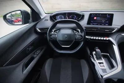 Sell Peugeot 5008 2019 - 16990 EUR, 120000 km - AUTO.MOTO.pt