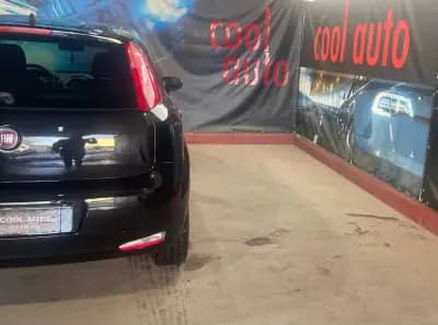 Vendo Fiat Punto 2018 - 8500 EUR, 105000 km - AUTO.MOTO.pt