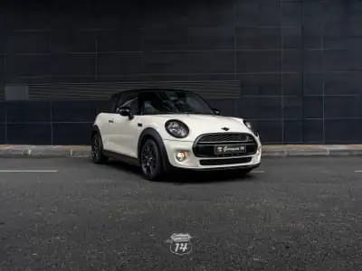 Sell MINI 2019 - 17990 EUR, 53900 km - AUTO.MOTO.pt