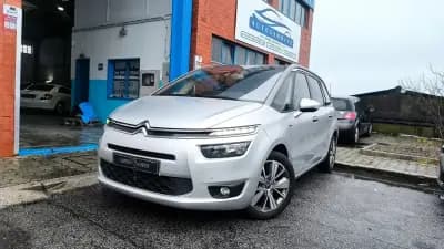 Sell Citroën C4 Grand Picasso 2016 - 11700 EUR, 144000 km - AUTO.MOTO.pt