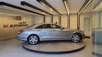 Vendo Mercedes-Benz CLS 250 2012 - 22500 EUR, 197255 km - AUTO.MOTO.pt