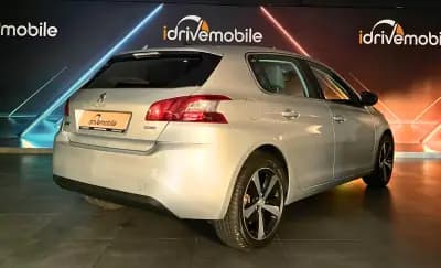 Sell Peugeot 308 2016 - 15500 EUR, 171736 km - AUTO.MOTO.pt