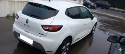 Vendo Renault Clio 2017 - 13500 EUR, 140820 km - AUTO.MOTO.pt