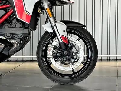 Sell Ducati Multistrada 1260 Enduro 2017 - 16750 EUR, 38000 km - AUTO.MOTO.pt