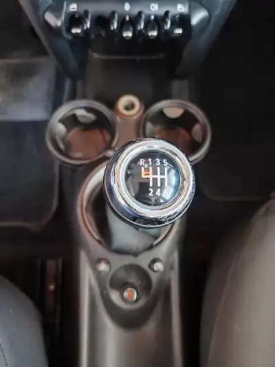 Sell MINI 2011 - 8250 EUR, 180000 km - AUTO.MOTO.pt