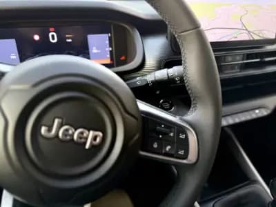 Sell Jeep Avenger 2025 - 21950 EUR, 4000 km - AUTO.MOTO.pt