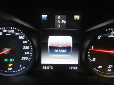 Vendo Mercedes-Benz C 180 2017 - 24900 EUR, 141265 km - AUTO.MOTO.pt