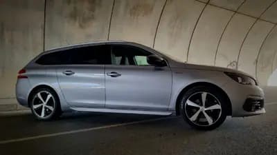 Sell Peugeot 308 SW 2018 - 15800 EUR, 139000 km - AUTO.MOTO.pt