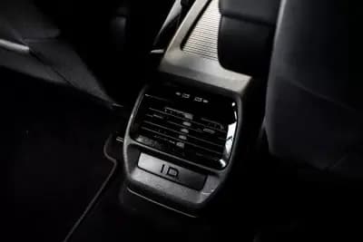 Vendo Volkswagen ID.4 2021 - 26990 EUR, 66500 km - AUTO.MOTO.pt