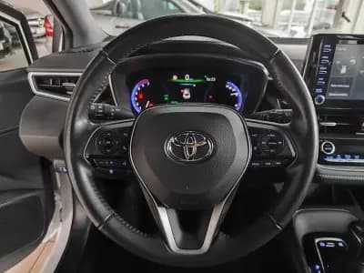 Sell Toyota Corolla 2021 - 21550 EUR, 73400 km - AUTO.MOTO.pt