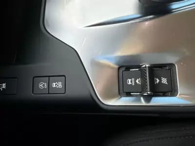 Vendo Jaguar E-Pace 2019 - 28500 EUR, 98000 km - AUTO.MOTO.pt