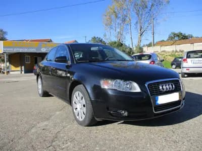 Vendo Audi A4 2005 - 5900 EUR, 290000 km - AUTO.MOTO.pt