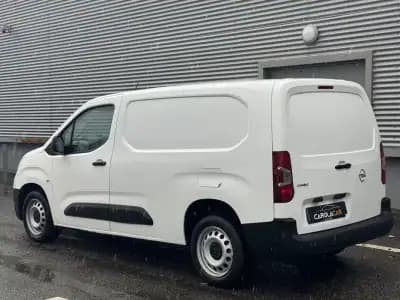 Vendo Opel Combo 2022 - 13950 EUR, 129000 km - AUTO.MOTO.pt