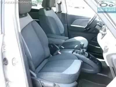 Vendo Citroën C4 Picasso 2017 - 14250 EUR, 154000 km - AUTO.MOTO.pt