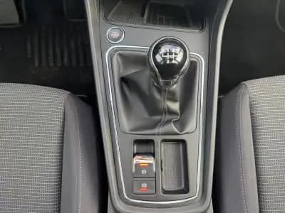 Vendo SEAT Leon ST 2020 - 15700 EUR, 124384 km - AUTO.MOTO.pt
