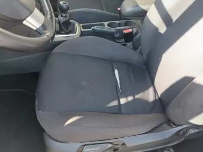 Sell Ford Focus SW 2005 - 2990 EUR, 307902 km - AUTO.MOTO.pt