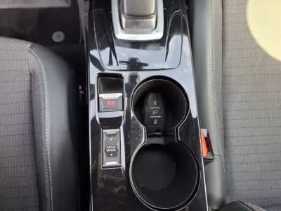 Vendo Peugeot 208 2021 - 16499 EUR, 82000 km - AUTO.MOTO.pt