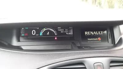 Sell Renault Grand Scénic 2016 - 9800 EUR, 192830 km - AUTO.MOTO.pt