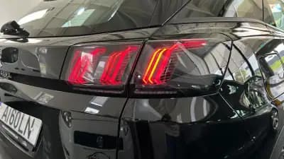 Vendo Peugeot 3008 2021 - 20499 EUR, 98021 km - AUTO.MOTO.pt