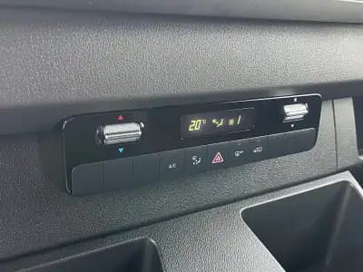 Vendo Mercedes-Benz Sprinter 2022 - 46900 EUR, 72000 km - AUTO.MOTO.pt