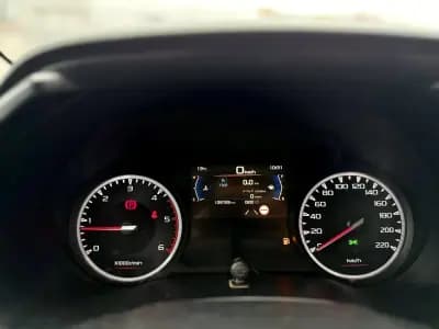 Vendo Isuzu D-Max 2023 - 32950 EUR, 109000 km - AUTO.MOTO.pt