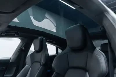 Sell Porsche Taycan 2020 - 76950 EUR, 45000 km - AUTO.MOTO.pt