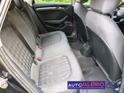 Sell Audi A3 Limousine 2014 - 12950 EUR, 164667 km - AUTO.MOTO.pt