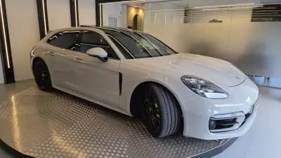 Sell Porsche Panamera Sport Turismo 2024 - 119900 EUR, 45564 km - AUTO.MOTO.pt