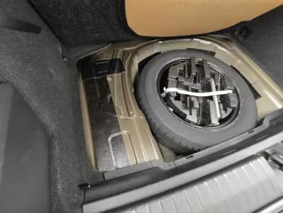 Vendo Skoda Kamiq 2023 - 16990 EUR, 49990 km - AUTO.MOTO.pt