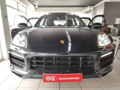 Vendo Porsche Cayenne 2020 - 74500 EUR, 67300 km - AUTO.MOTO.pt