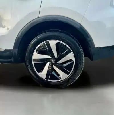 Vendo MG ZS 2022 - 19450 EUR, 31348 km - AUTO.MOTO.pt