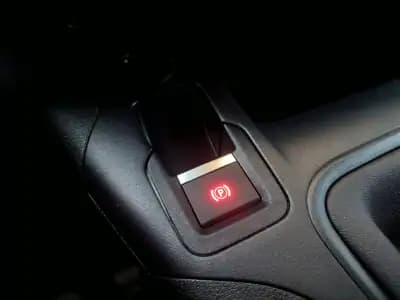 Vendo Opel Combo 2025 - 19750 EUR, 11997 km - AUTO.MOTO.pt