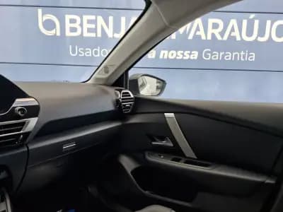 Sell Citroën e-C4 X 2024 - 31000 EUR, 11664 km - AUTO.MOTO.pt