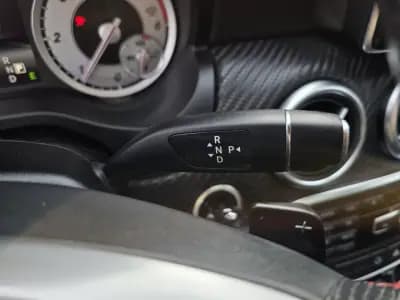 Vendo Mercedes-Benz A 180 2015 - 17990 EUR, 137000 km - AUTO.MOTO.pt