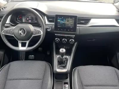 Vendo Renault Captur 2022 - 17300 EUR, 93000 km - AUTO.MOTO.pt