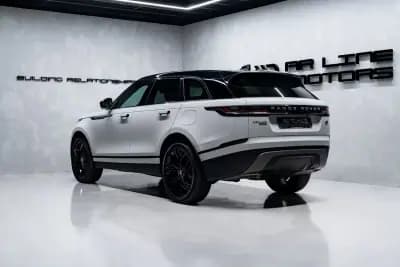 Sell Land Rover Range Rover Velar 2021 - 54950 EUR, 46000 km - AUTO.MOTO.pt