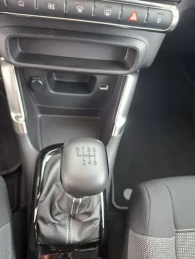 Sell Citroën C3 Aircross 2023 - 18500 EUR, 40800 km - AUTO.MOTO.pt