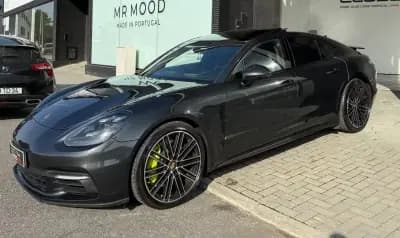 Sell Porsche Panamera 2018 - 74500 EUR, 50941 km - AUTO.MOTO.pt