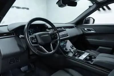 Vendo Land Rover Range Rover Velar 2021 - 52950 EUR, 67000 km - AUTO.MOTO.pt