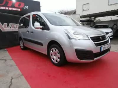 Sell Peugeot Partner 2016 - 12900 EUR, 211456 km - AUTO.MOTO.pt