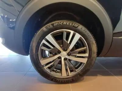 Sell Peugeot 5008 2024 - 31500 EUR, 12350 km - AUTO.MOTO.pt