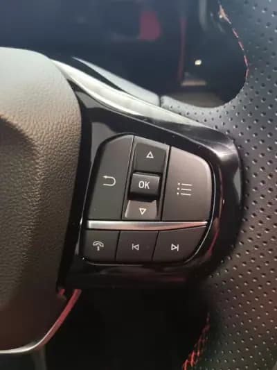 Vendo Ford Puma 2025 - 27500 EUR, 50 km - AUTO.MOTO.pt