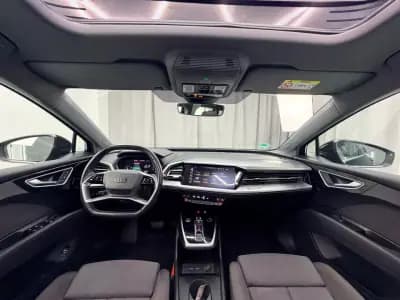 Vendo Audi Q4 e-tron 2021 - 27750 EUR, 142000 km - AUTO.MOTO.pt