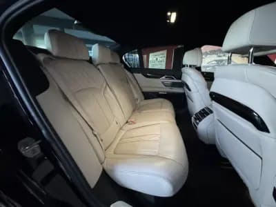 Vendo BMW 730 2017 - 44990 EUR, 79085 km - AUTO.MOTO.pt